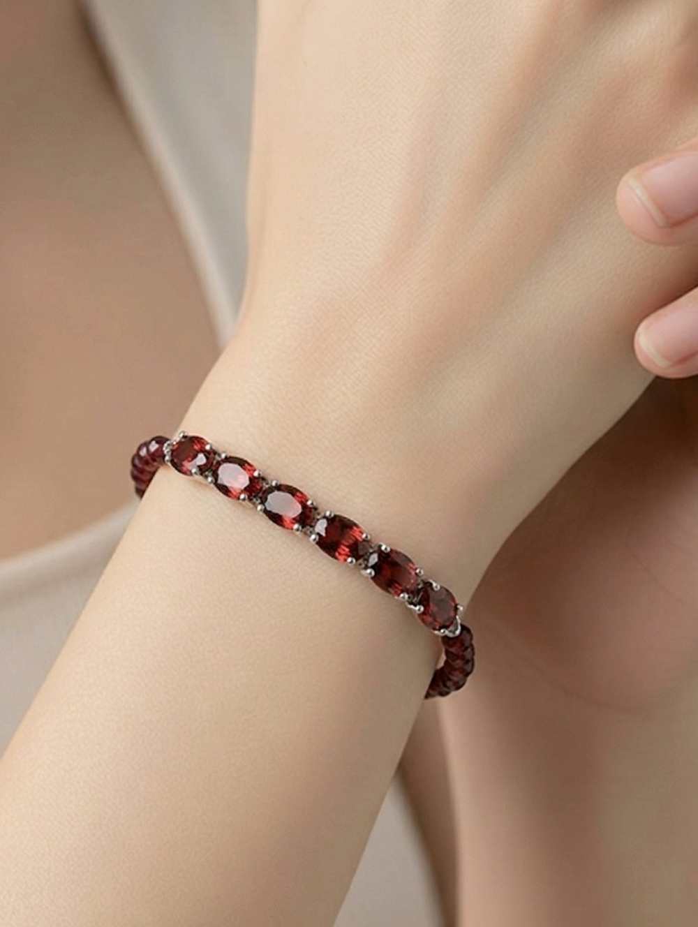 ๐๏ธKaris Mozambique Garnet Beaded Bracelet in Platinum Bond 13.20 ctw